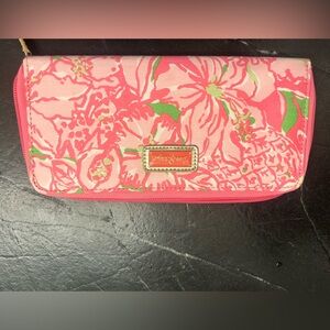 Lilly Pulitzer Pink and Green Floral Travel Wallet